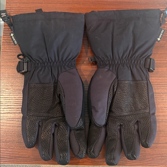 Marmot Ski Gloves. Men’s Large. - Picture 2 of 3